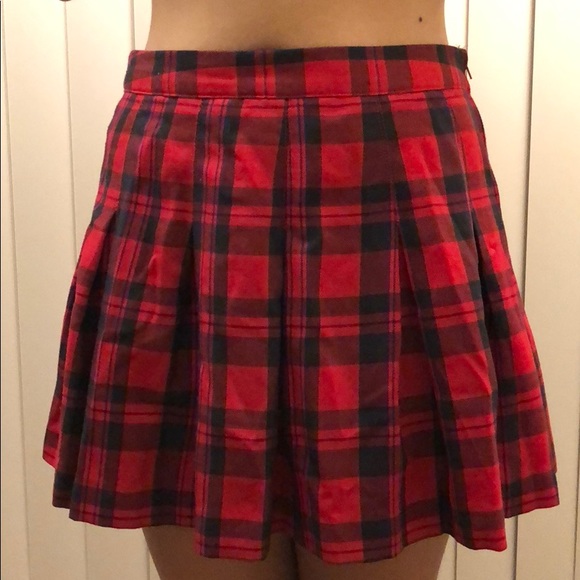 Red checker mini skirt - Picture 1 of 2